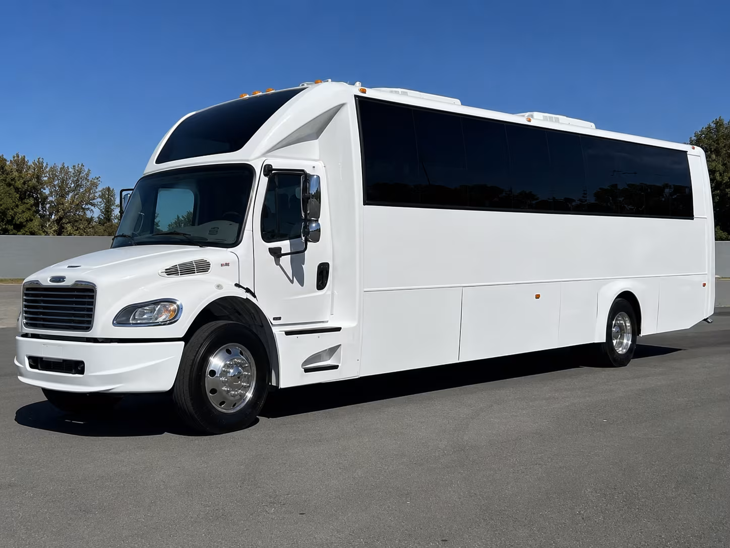 Tulsa Birthday, Sweet 16, & Quinceañera Transportation party bus exterior