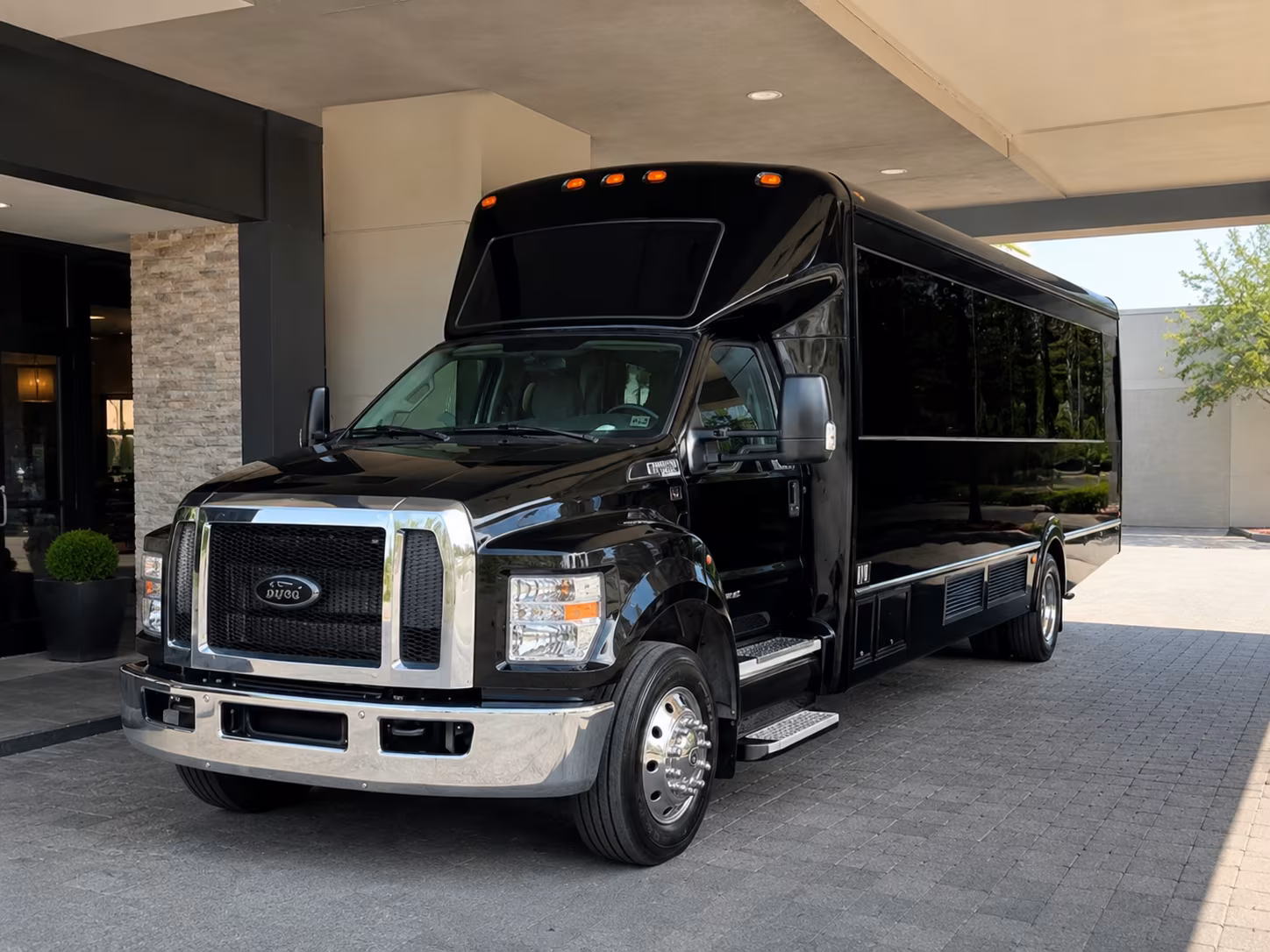 Tulsa Birthday, Sweet 16, & Quinceañera Transportation party bus exterior