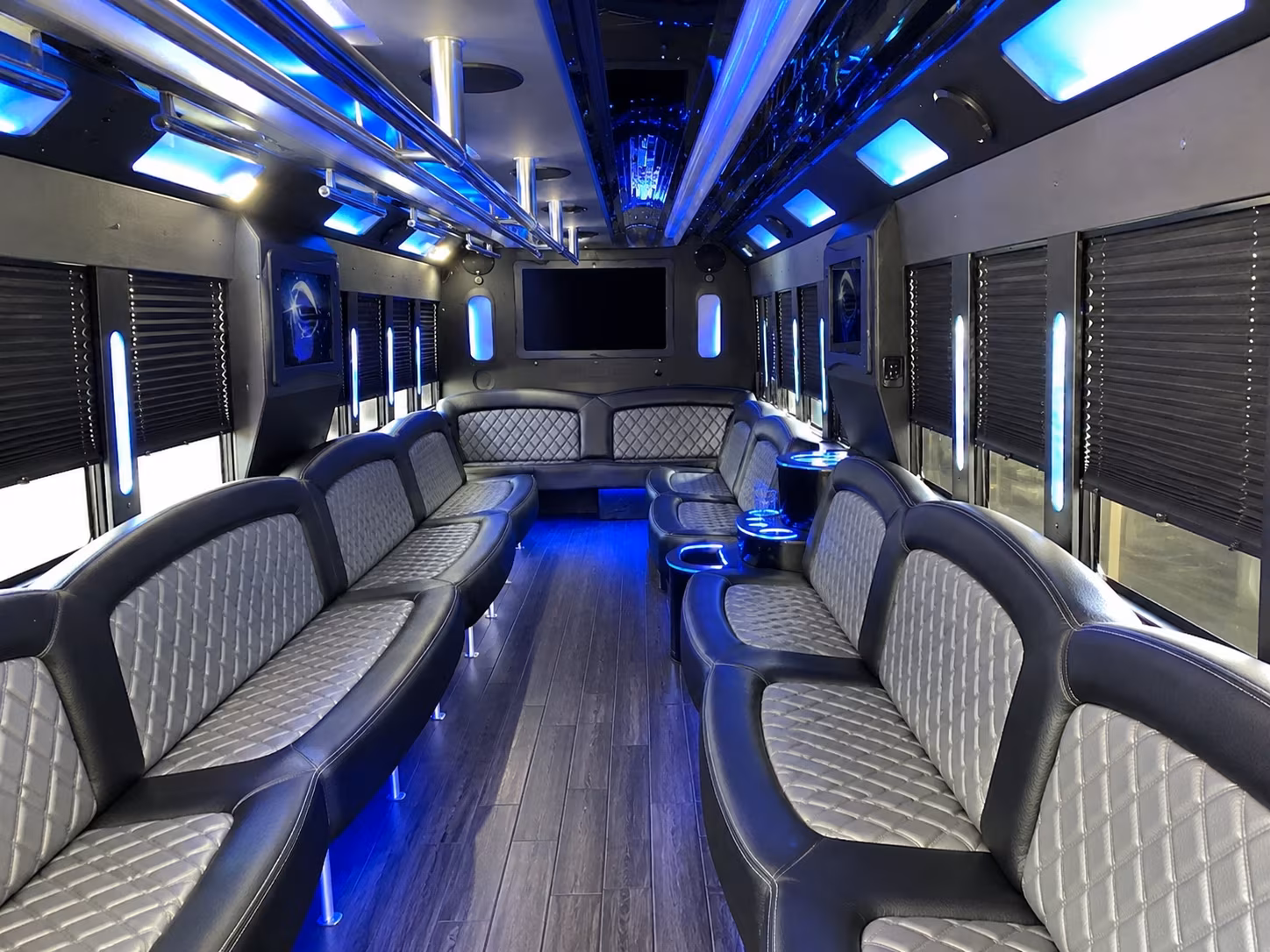Tulsa Birthday, Sweet 16, & Quinceañera Transportation party bus interior